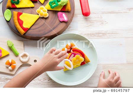 フェルトで作ったピザ フェルトで作ったピザ 69145797