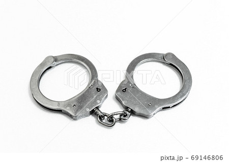 銀色の手錠 69146806