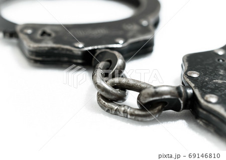 黒い手錠の鎖 69146810