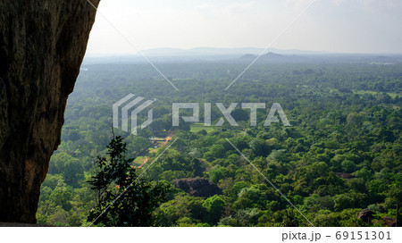 シギリヤ・ロック中腹よりの風景 スリランカ シギリヤ・ロック中腹よりの風景 スリランカ 69151301