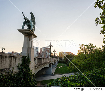 Bridge Angel Custodio in city Valencia 69159841