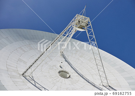 夏の野辺山宇宙電波観測所 45m電波望遠鏡のアップ 長野県 南牧村 夏の野辺山宇宙電波観測所 45m電波望遠鏡のアップ 長野県 南牧村 69162755