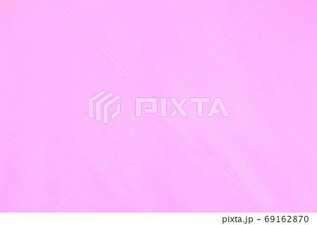 抽象的背景 ピンク色系 ゆるやかな流れ 抽象的背景 ピンク色系 ゆるやかな流れ 69162870