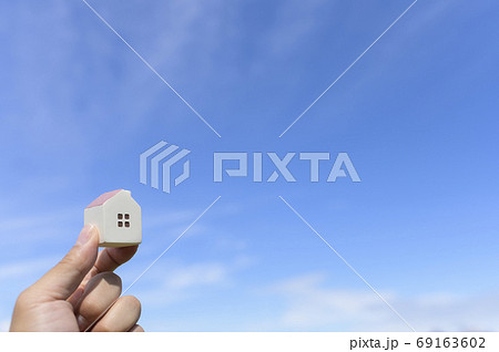 マイホームイメージ（屋外撮影 空バック） 69163602