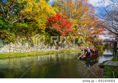 滋賀県近江八幡市 八丁堀の紅葉 滋賀県近江八幡市 八丁堀の紅葉 69164669