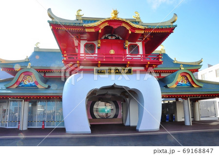 神奈川県藤沢市 小田急片瀬江ノ島駅の新駅舎 神奈川県藤沢市 小田急片瀬江ノ島駅の新駅舎 69168847