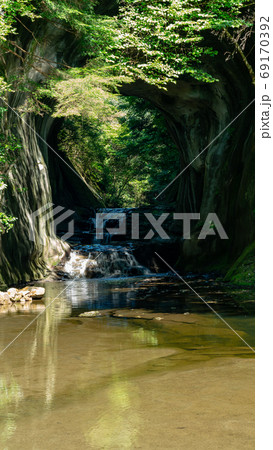 亀岩の洞窟 69170392