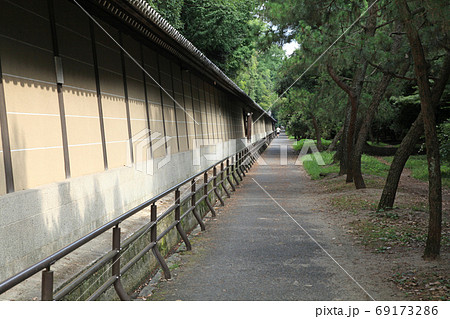 京都御苑の築地塀 京都御苑の築地塀 69173286