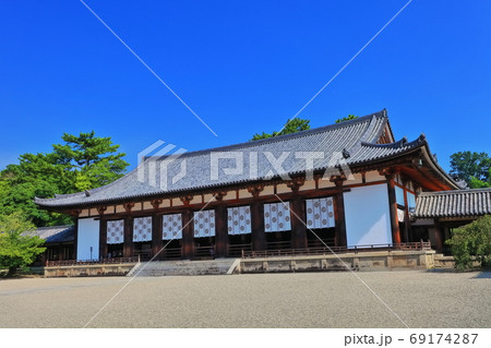 【奈良県】快晴下の法隆寺 大講堂 【奈良県】快晴下の法隆寺 大講堂 69174287