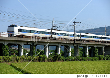 湖西線を行く683系特急サンダーバード 69174413