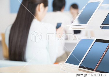 携帯ショップ 69181105