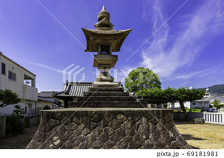 府中 金比羅神社 日本一の石灯籠 広島県府中市 府中 金比羅神社 日本一の石灯籠 広島県府中市 69181981