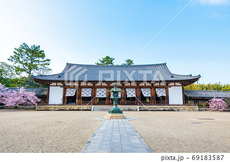 法隆寺 大講堂 春 （奈良県生駒郡斑鳩町） 2020年4月 69183587