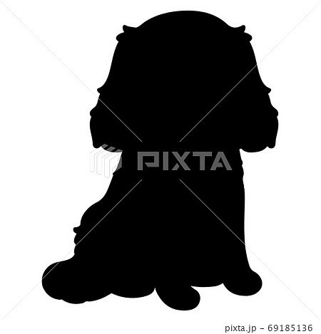 お座りするキャバリア キング チャールズ スパニエルのシルエットのイラスト素材 お座りするキャバリア キング チャールズ スパニエルのシルエットのイラスト素材