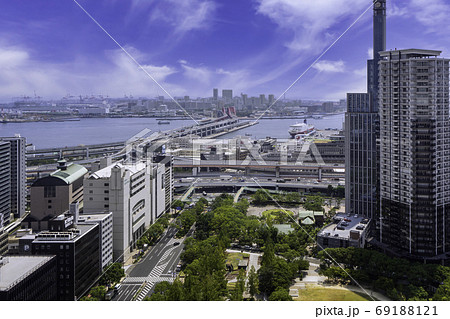 神戸 神戸市役所からポートアイランドを望む 兵庫県神戸市 神戸 神戸市役所からポートアイランドを望む 兵庫県神戸市 69188121