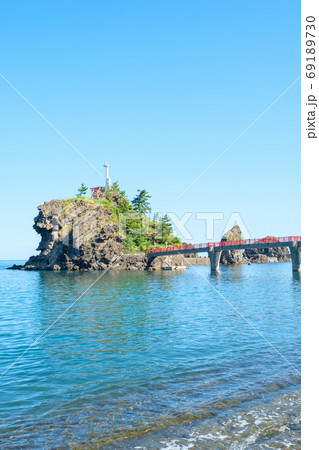 弁天岩（新潟県糸魚川市） 69189730