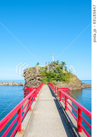 弁天岩（新潟県糸魚川市） 69189847