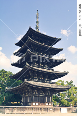 世界遺産・奈良公園 69190366