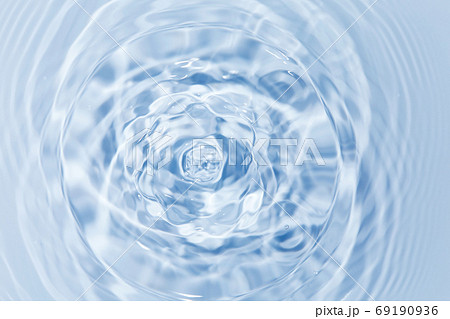 水面 69190936