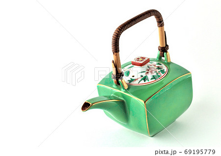 緑色の四角の急須 69195779