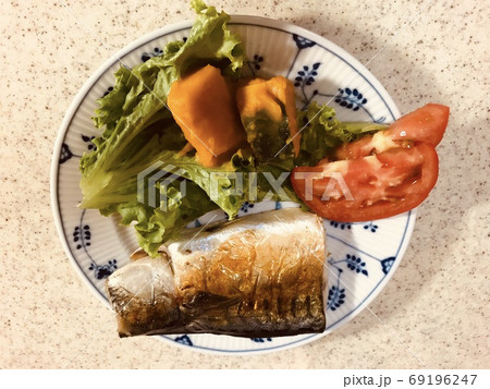 鯖の塩焼き 鯖の塩焼き 69196247