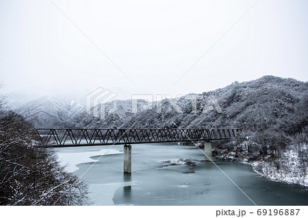 雪の野岩鉄道湯西川橋梁 雪の野岩鉄道湯西川橋梁 69196887