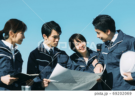 作業員　複数　男女 69202069