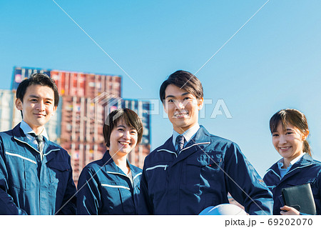 作業員　複数　男女 69202070