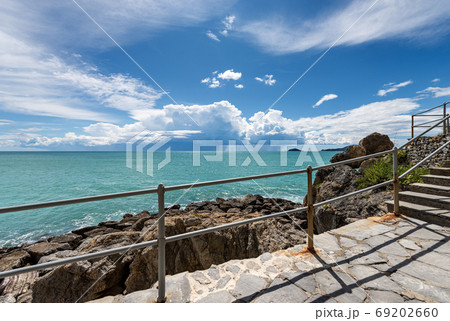 Mediterranean sea coastline and cliff - Gulf of La Spezia Italy Mediterranean sea coastline and cliff - Gulf of La Spezia Italy 69202660