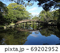 天赦園の藤棚 69202952