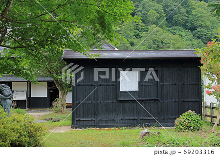 千国の庄史料館の塩倉 69203316