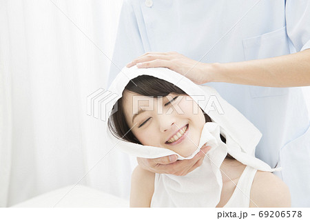 マッサージ師 マッサージ師 69206578
