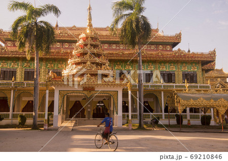 THAILAND MAE SOT WAT THAI WATTANARAM THAILAND MAE SOT WAT THAI WATTANARAM 69210846