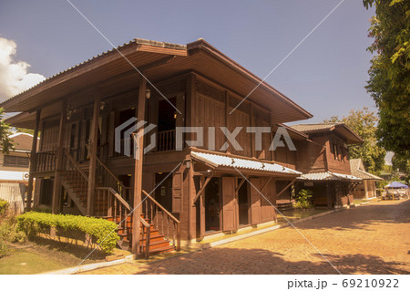 THAILAND TAK OLD TOWN TROG BAAN CHIN ALLEY 69210922