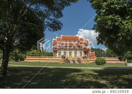 THAILAND TAK WAT KLANG SUAN DOK MAI TEMPLE 69210939