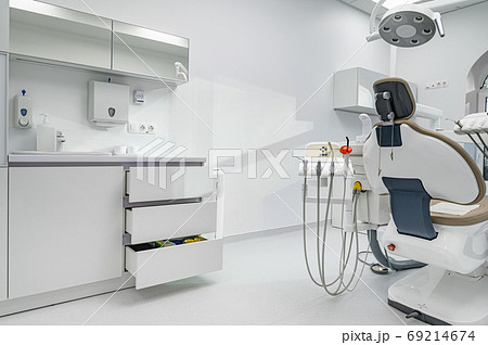 Interior of dental surgery room with special equipment Interior of dental surgery room with special equipment 69214674