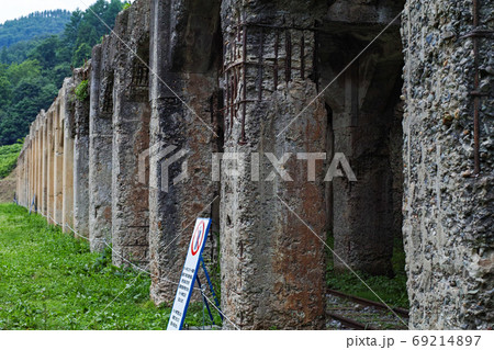 群馬県/ 古代遺跡を思わせる「旧太子駅」 群馬県/ 古代遺跡を思わせる「旧太子駅」 69214897
