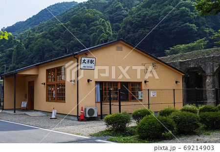 群馬県/ 古代遺跡を思わせる「旧太子駅」 群馬県/ 古代遺跡を思わせる「旧太子駅」 69214903