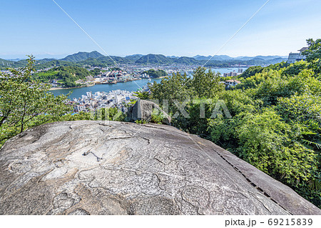 広島県尾道市 尾道水道と鼓岩 広島県尾道市 尾道水道と鼓岩 69215839