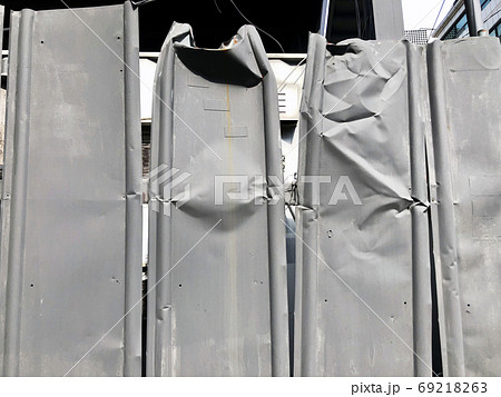 壁 グレー 金属 69218263