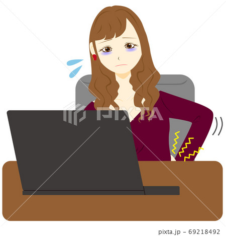 パソコン　女性　疲労　腰痛 69218492