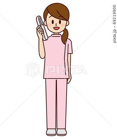 電話をする女性看護師のイラスト素材