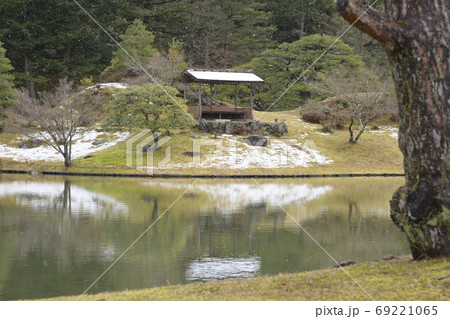 修学院離宮 上離宮 浴龍池万松塢の腰掛 修学院離宮 上離宮 浴龍池万松塢の腰掛 69221065