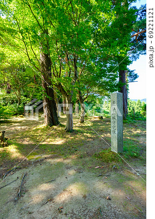 春日山城跡の風景:直江屋敷跡 春日山城跡の風景:直江屋敷跡 69221121