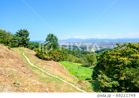春日山城跡の風景:二の丸付近からの眺め 春日山城跡の風景:二の丸付近からの眺め 69221749