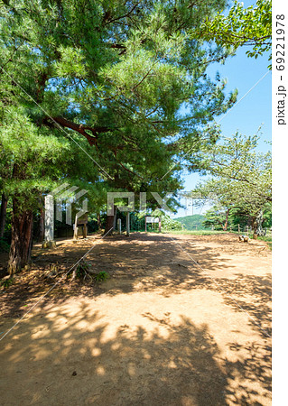 春日山城跡の風景：本丸 69221978