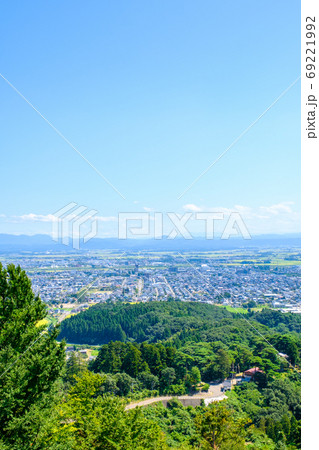 春日山城跡の風景：本丸からの眺め 69221992
