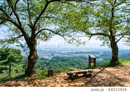 春日山城跡の風景：本丸からの眺め 69222026