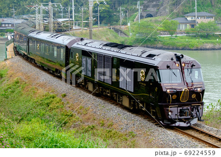 クルーズトレイン「ななつ星」（JR九州） 69224559