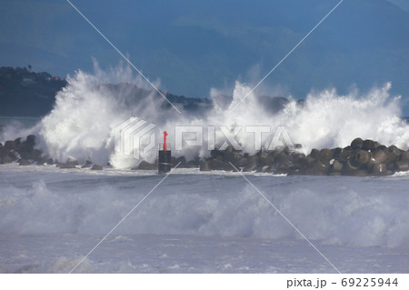 大波 大波 69225944